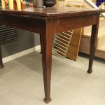 722 3308 DINING TABLE